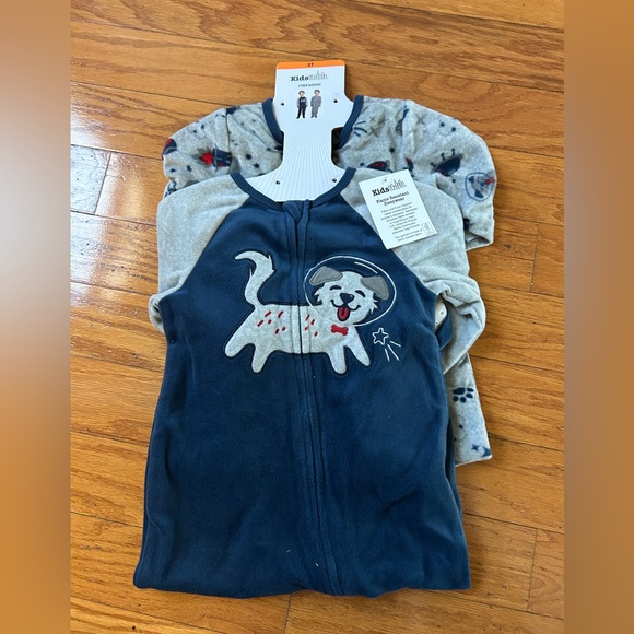 NWT boys sleeper 2 pack size 2T - Picture 1 of 3